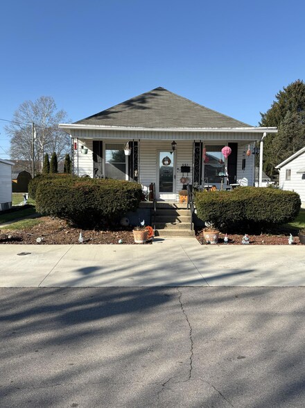 331 Short St, Logan, OH 43138