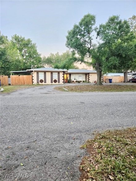 187 Louise St, Fort Myers, FL 33905