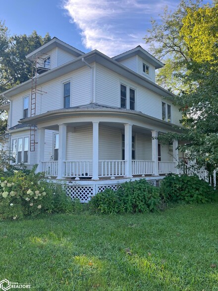 301 Plains St, Middletown, IA 52638
