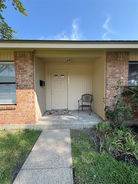 4025 Emerald Dr, Mesquite, TX 75150