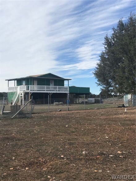 000 None, Seligman, AZ 86337