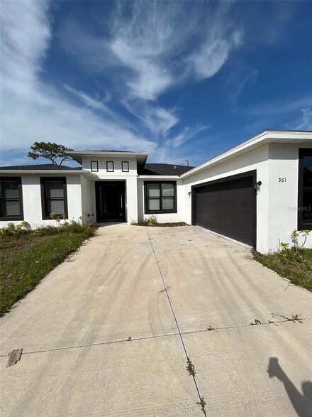 961 Gulfport Rd SE, Palm Bay, FL 32909
