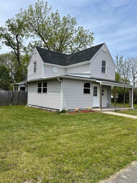 402 N 24th St, Lafayette, IN 47904