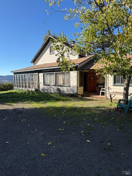 26870 River Rd, Cloverdale, CA 95425