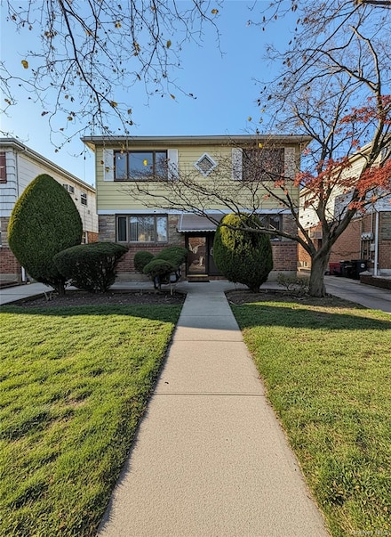 15520 Killarney St, Howard Beach, NY 11414