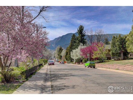 3282 4th St, Boulder, CO 80304