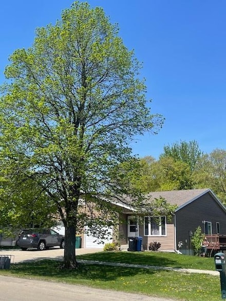 3323 7th St NW, Rochester, MN 55901