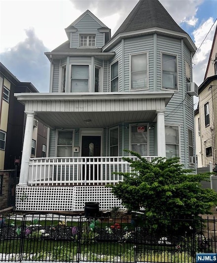 654-656 E 26th St, Paterson, NJ 07504