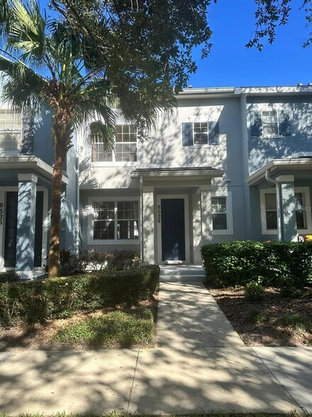 8539 Leeland Archer Blvd, Orlando, FL 32836