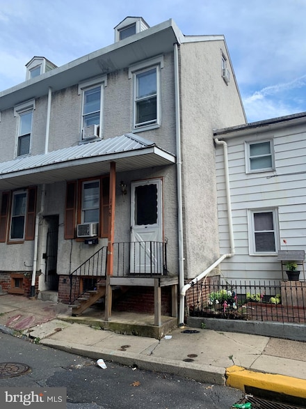 126 W Elm St, Reading, PA 19601
