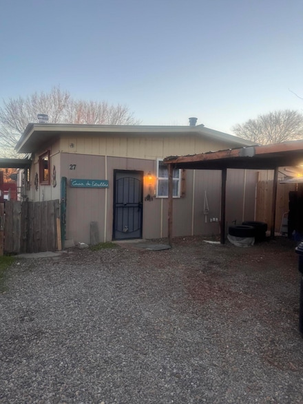 27 El Cid Loop, Los Lunas, NM 87031