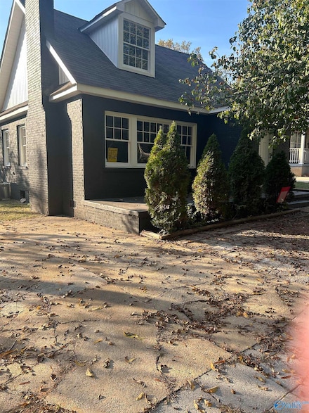 421 7th Ave SW, Decatur, AL 35601