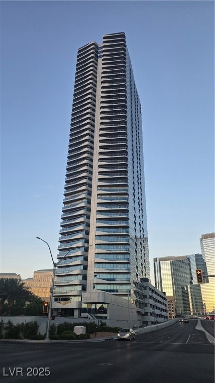 4471 Dean Martin Dr Unit 2610, Las Vegas, NV 89103