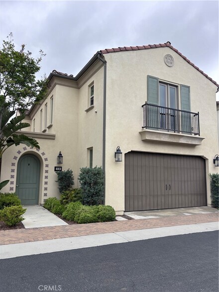 218 Gaspar, Irvine, CA 92618