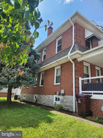 601 Green St, Bridgeport, PA 19405