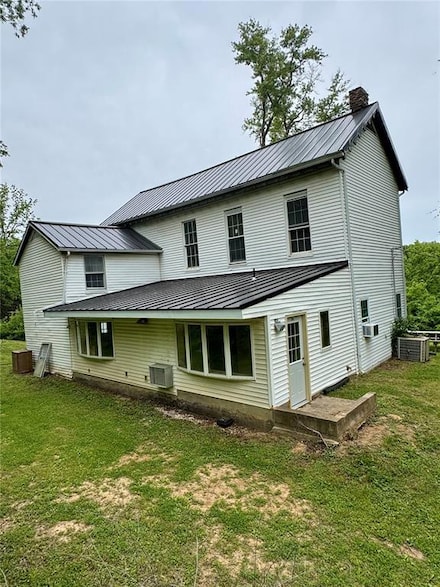 10321 Old 79, Hannibal, MO 63401