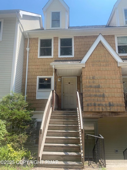 110 Parish Park Unit 19, East Stroudsburg, PA 18301