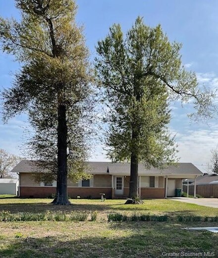 229 S Hazel St, Sulphur, LA 70663