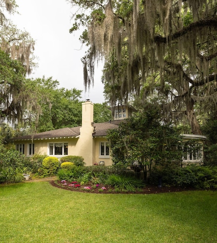 34 Formosa Dr, Charleston, SC 29407