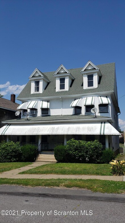 1715-1717 Electric St, Dunmore, PA 18509