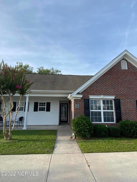 3010 Lauren Place Dr Unit 102, Wilmington, NC 28405