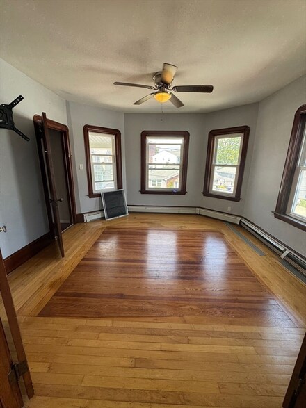 129 Marchand St Unit 2, Fall River, MA 02723