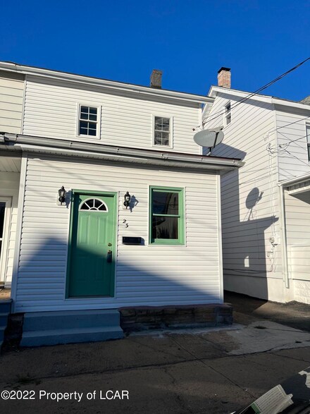 23 E Green St, West Hazleton, PA 18202