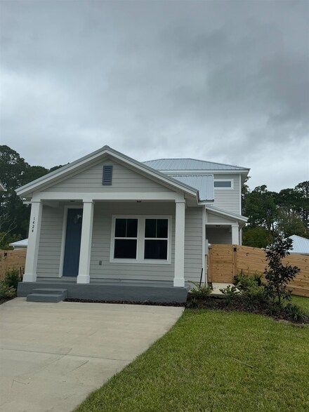 1424 San Juline Cir, St. Augustine, FL 32084