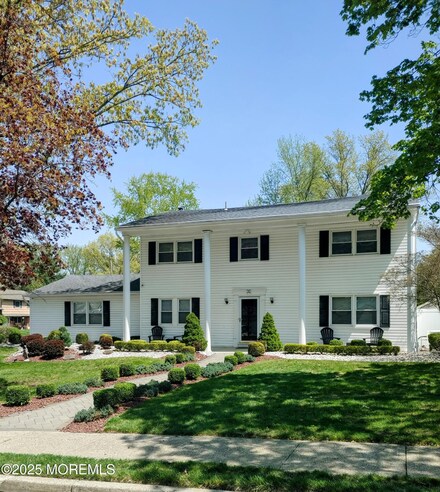 32 Millay Rd, Morganville, NJ 07751