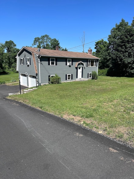 43 Higgins Hwy, Mansfield Center, CT 06250