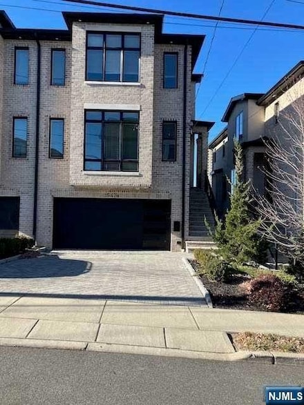 1547 11th St Unit A, Fort Lee, NJ 07024