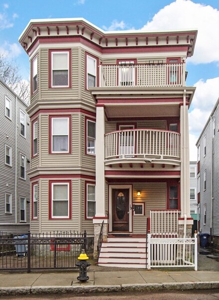 19 Roseland St Unit 2, Dorchester Center, MA 02124