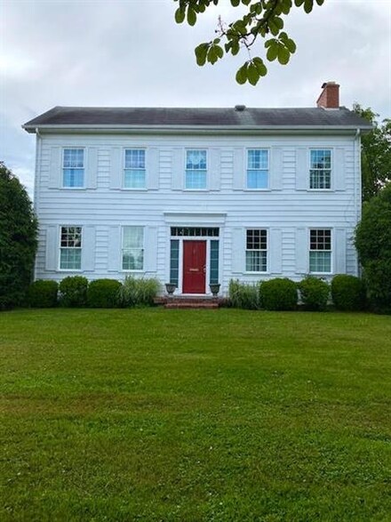 1035 Main St, Ford City, PA 16226