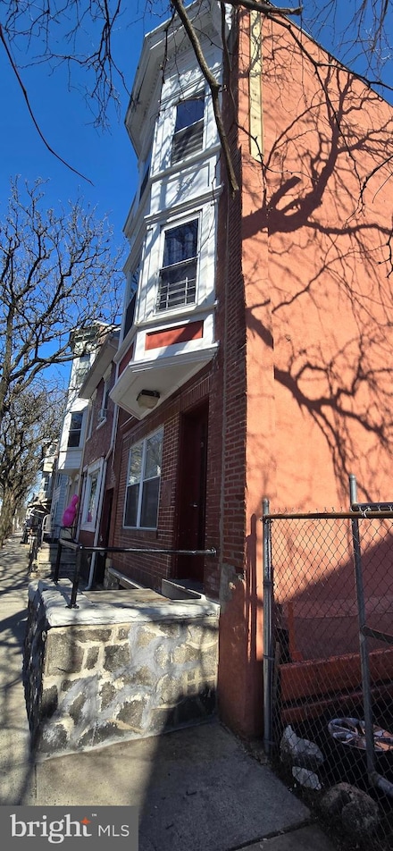 944 W Walnut St, Allentown, PA 18102