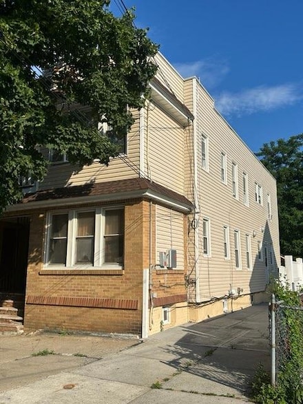 13118 95th Ave, South Richmond Hill, NY 11419
