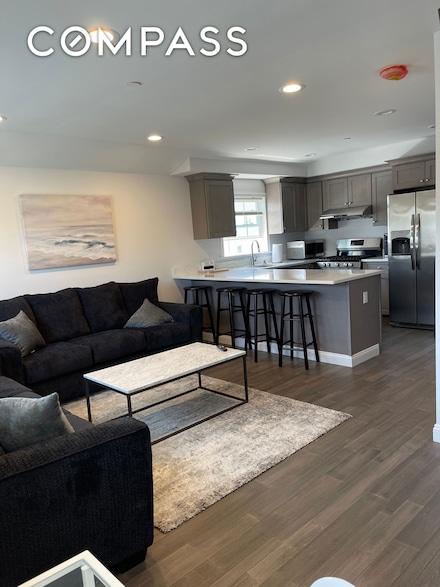 92-16 Rockaway Fwy Unit 2, Rockaway Beach, NY 11693