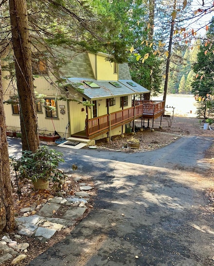 3561 Highway 4, Arnold, CA 95223