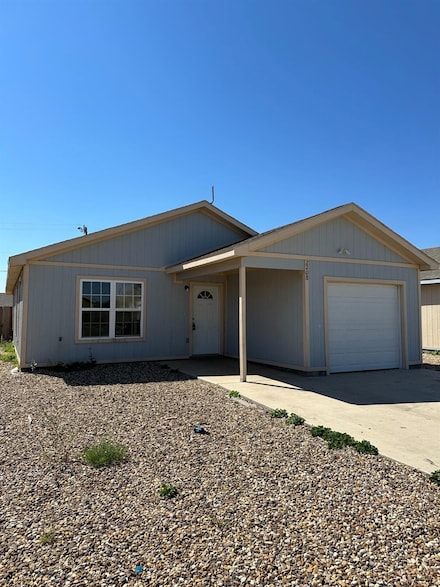 2208 E Main St, Lubbock, TX 79403