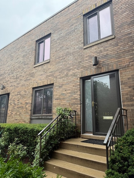 1800 N Larrabee St Unit 14, Chicago, IL 60614