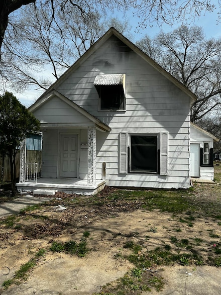 2816 Leahy St, Muskegon, MI 49444