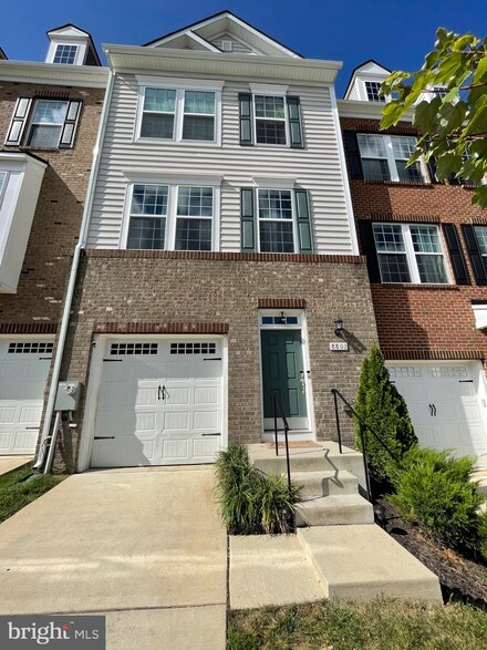 8801 Sweet Rose Ct, Upper Marlboro, MD 20772