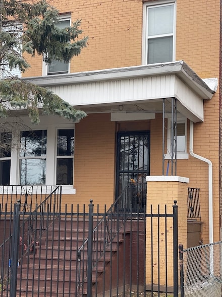 1533 E 73rd St, Chicago, IL 60619