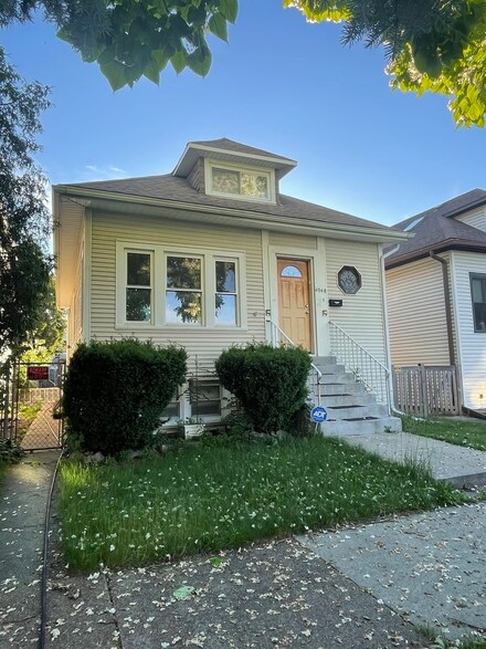 4048 N Moody Ave, Chicago, IL 60634