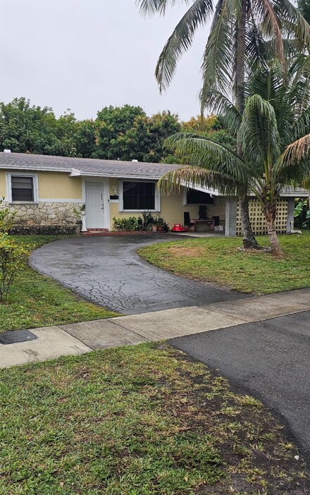 4440 NW 34th Ct, Lauderdale Lakes, FL 33319