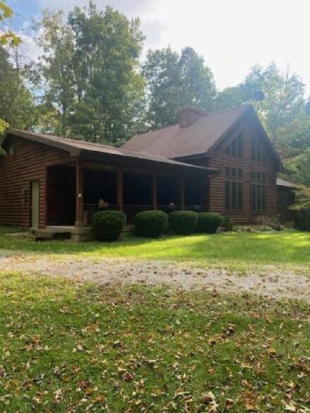 8923 Smoky Row Rd, Greens Fork, IN 47345