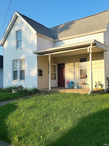 926 Jackson St, Jasper, IN 47546