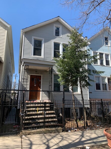 4824 S Loomis Blvd, Chicago, IL 60609