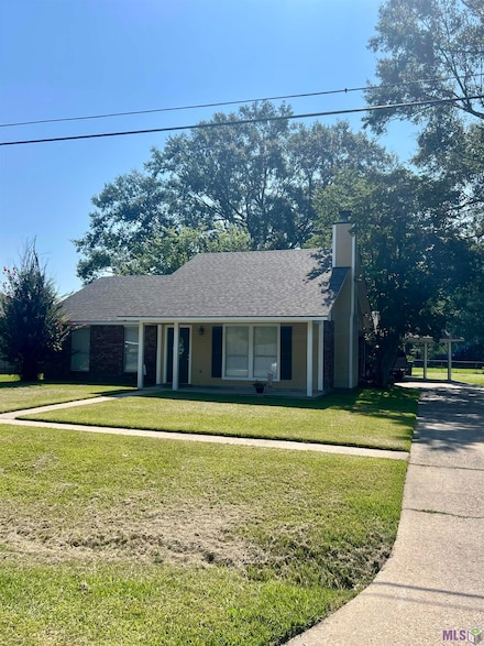 3236 Cedar St, Zachary, LA 70791