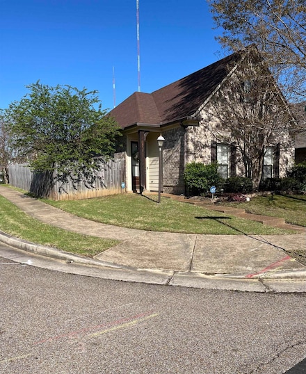967 Crayton Ridge Dr, Cordova, TN 38018