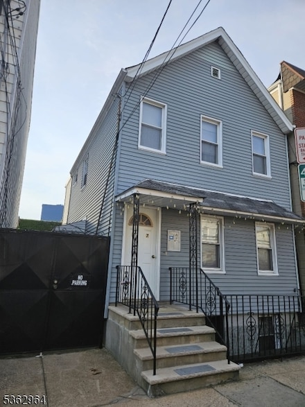 37 Adams St, Newark, NJ 07105
